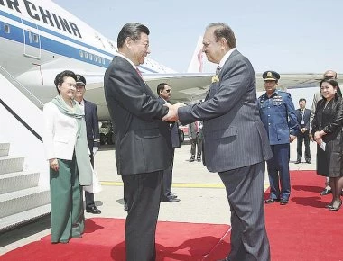 Δάνειο 1 δισ. δολαρίων στο Πακιστάν από την Κίνα